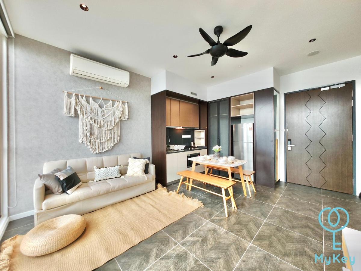 Scarletz By Mykey Aparthotel 5*