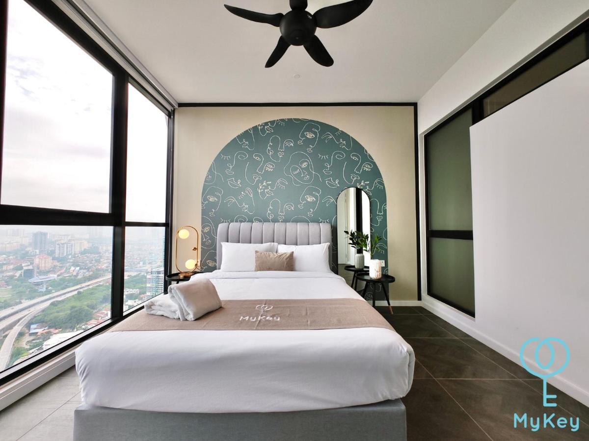 Aparthotel Scarletz By Mykey 5*